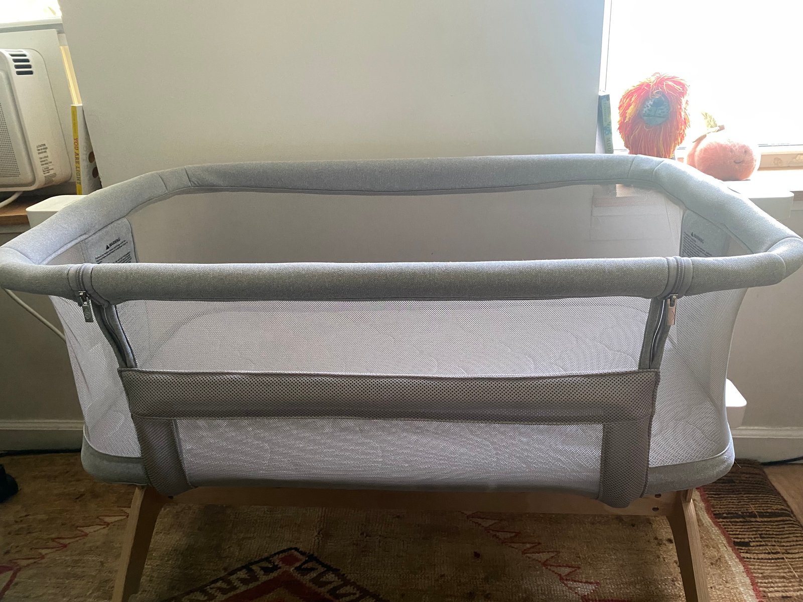 Newton Bedside Sleeper + Bassinet