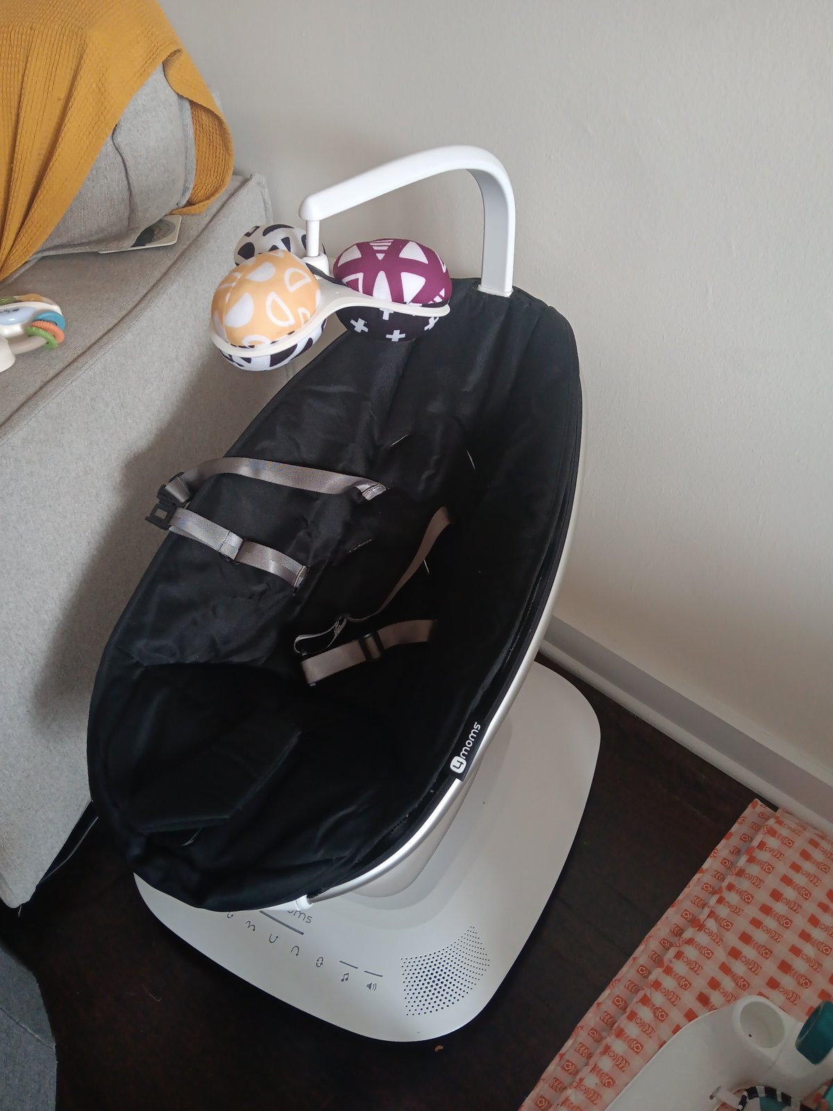 4moms mamaRoo Infant Swing