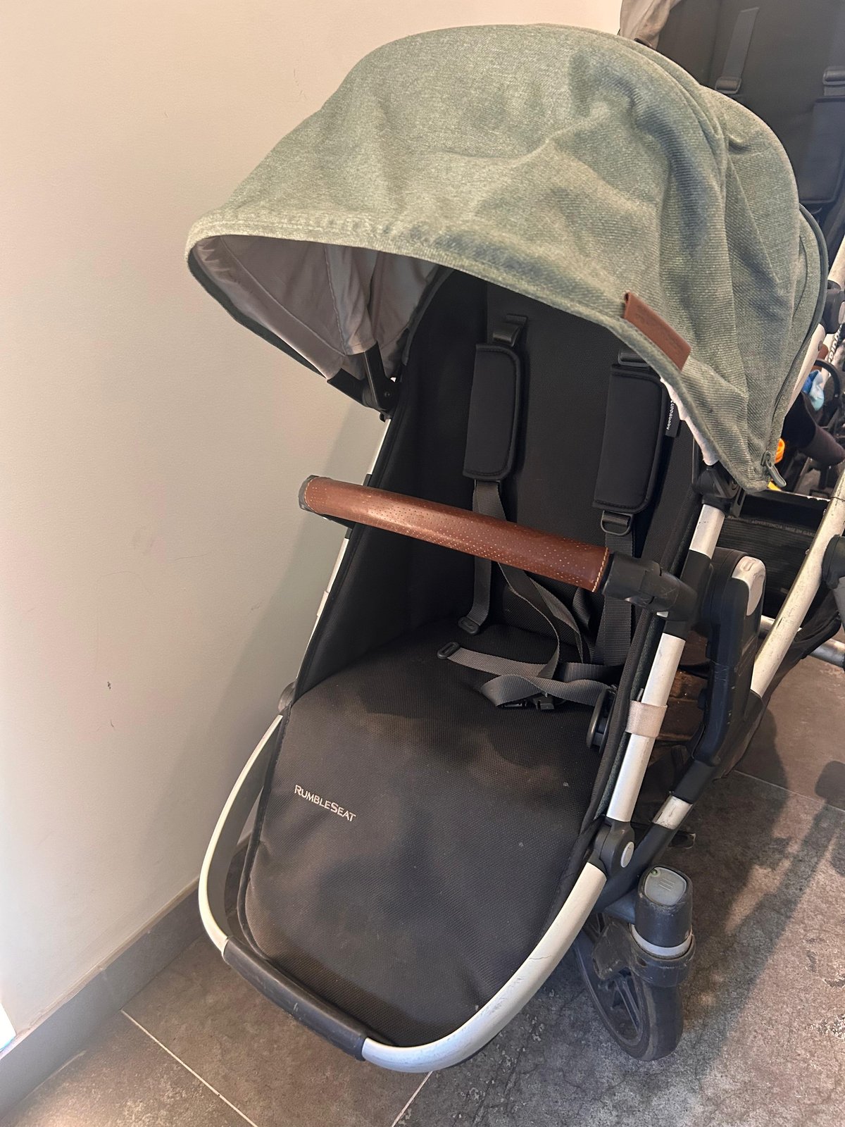 Uppababy Vista V2 stroller rumbleseat