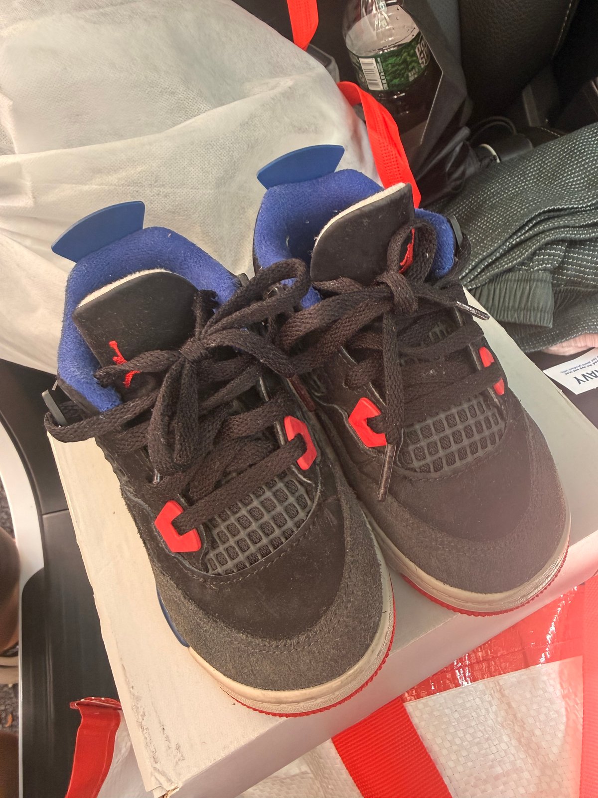 Jordan 4s