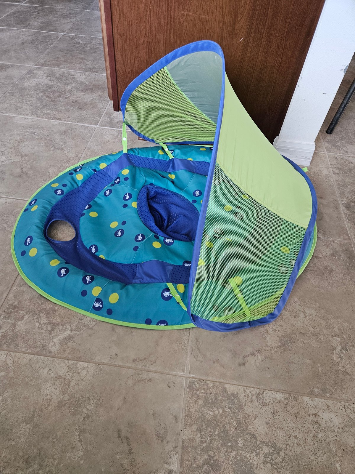Baby Spring Float